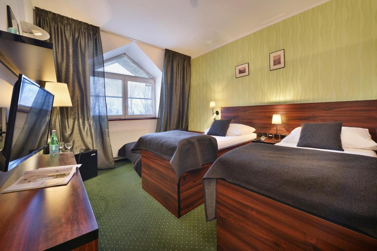 Parkhotel Morris Nový Bor Buitenkant foto