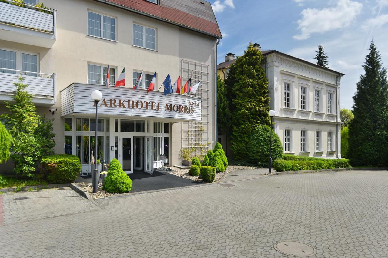 Parkhotel Morris Nový Bor Buitenkant foto